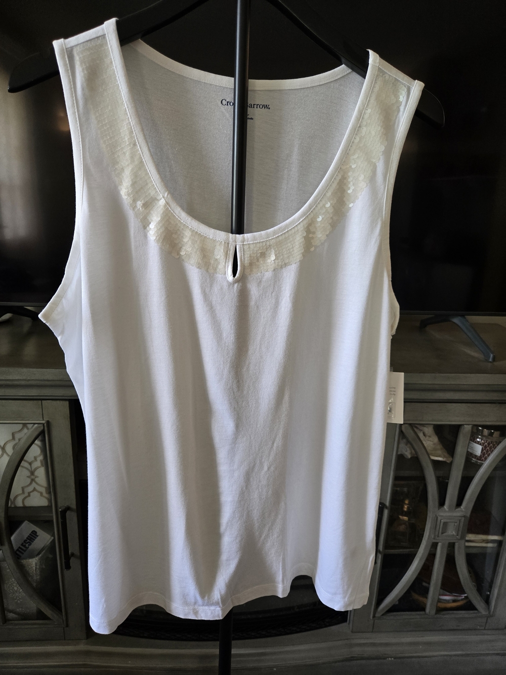 NWT croft & barrow White Sequin Scoop Neck Tank with Keyhole